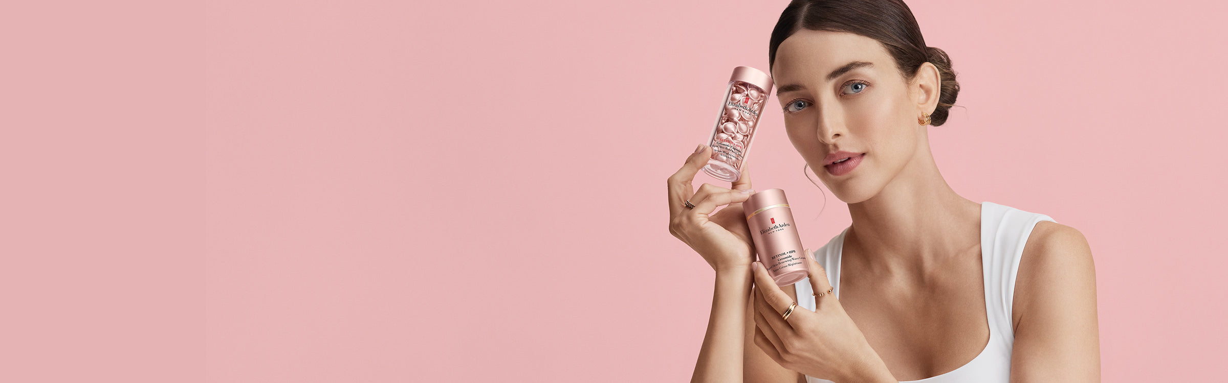 modelo con serum y crema hpr