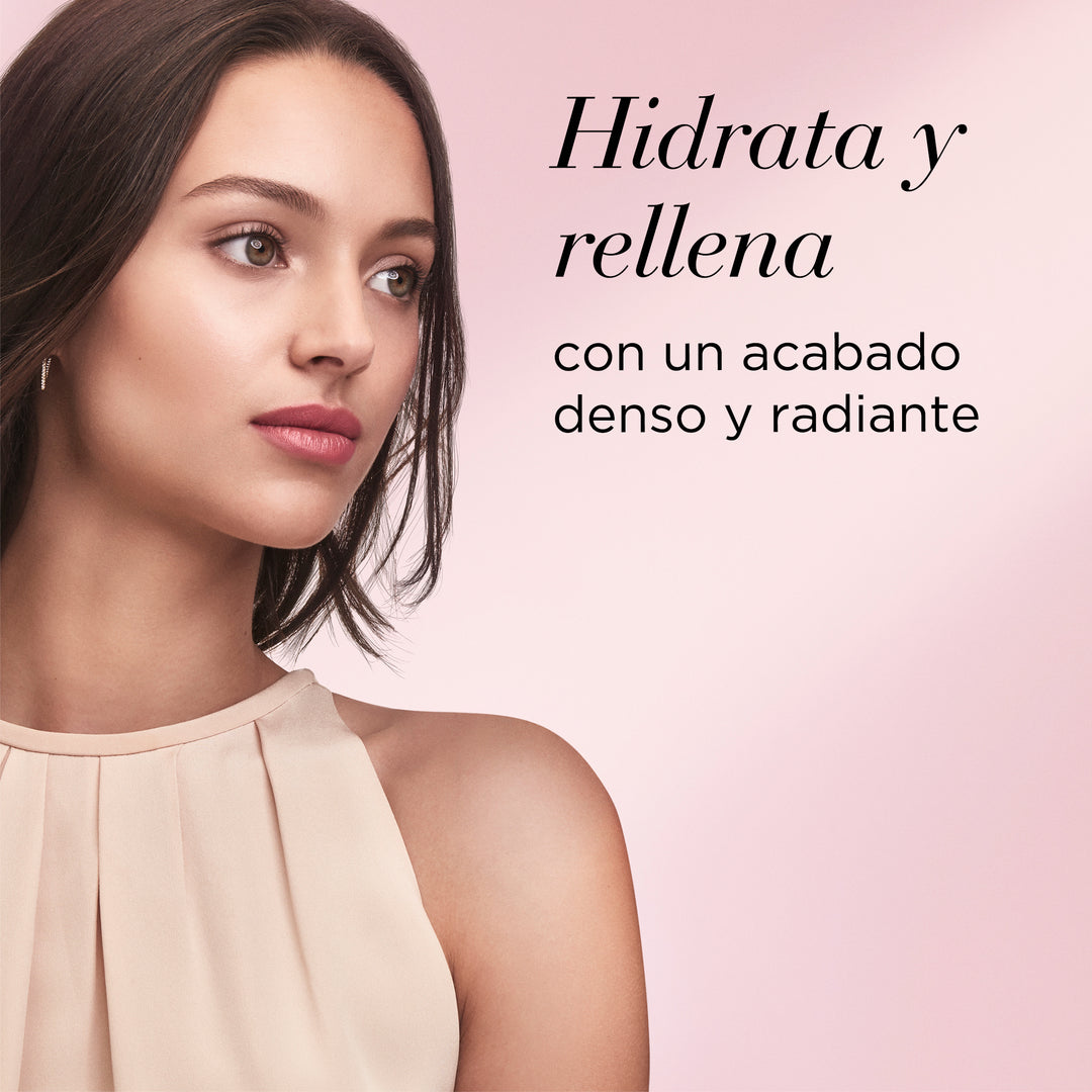 Hidrata y rellena con un acabado denso y radiante